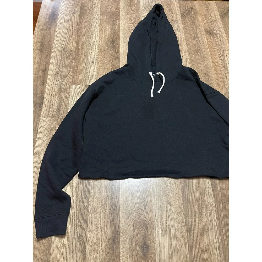 Wild Fable Hoodie, Women's Size Medium, Black, Pullover Crop Top - Picture 4 of 11